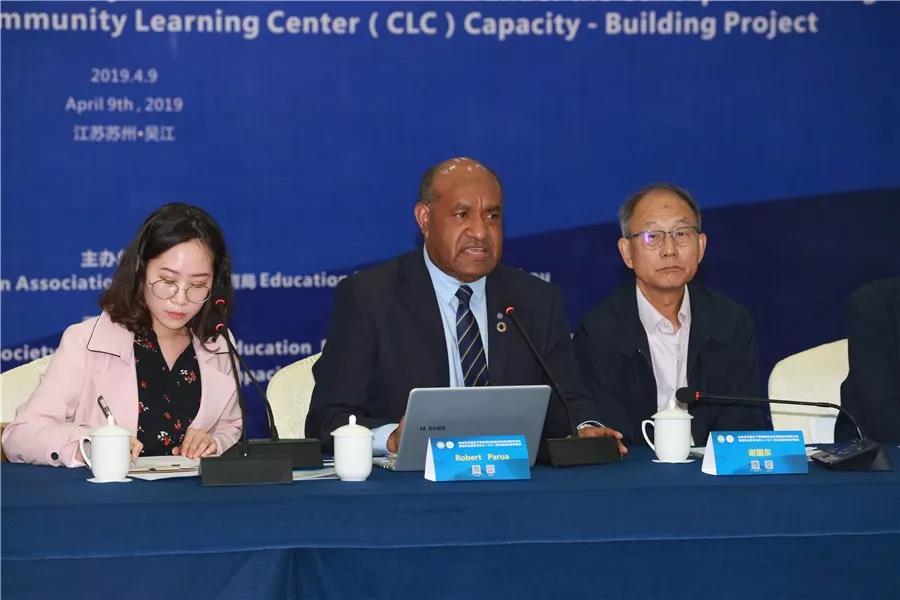 2--联合国教科文组织驻华代表处项目官员Robert .jpg